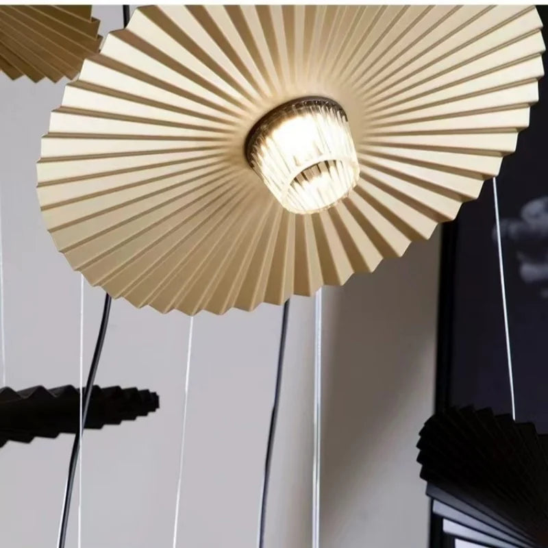 Modern Minimalist Pendant Light Creative Design Metal Lampshade Flower Lamp Clothing Store Living Room Bedroom Bar Decor Lights