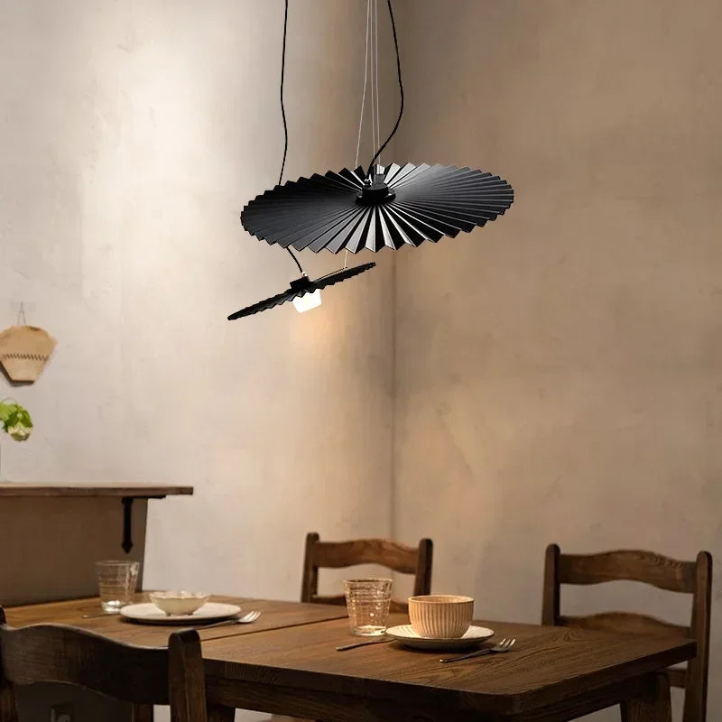 Modern Minimalist Pendant Light Creative Design Metal Lampshade Flower Lamp Clothing Store Living Room Bedroom Bar Decor Lights