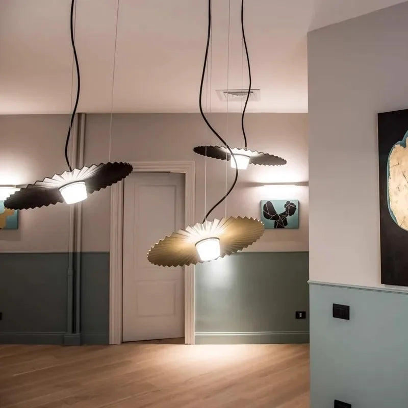 Modern Minimalist Pendant Light Creative Design Metal Lampshade Flower Lamp Clothing Store Living Room Bedroom Bar Decor Lights